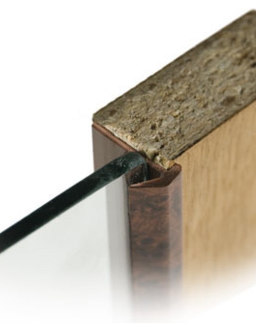 Профиль 105 для крепления стекла